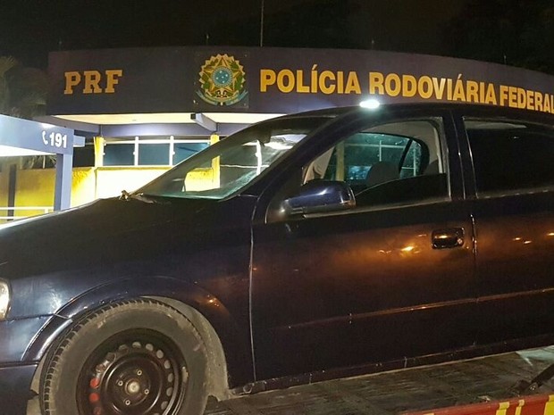 Veículo foi apreendido pela polícia nesta sexta-feira (9) em Jacareí (Foto: Divulgação/PRF)