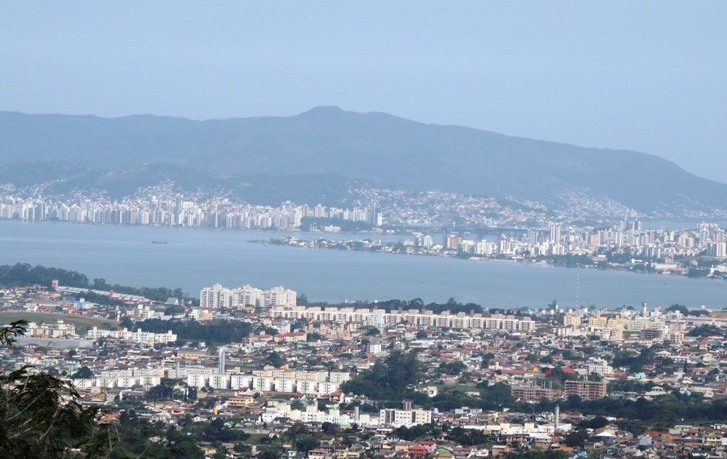 Bairro Serraria e Florianópolis - Foto de Samira Zampeiron Alves