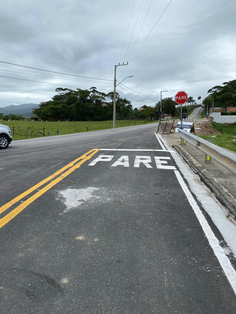 Pavimentação asfáltica e iluminação da rua Pedro Henrique da Silva são inaugurados